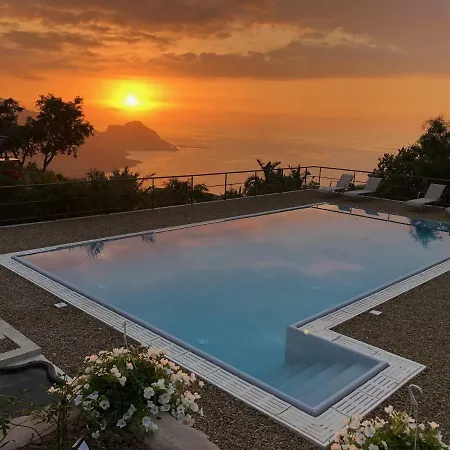 Nest Pool House Terrace Sea View Ferienhaus